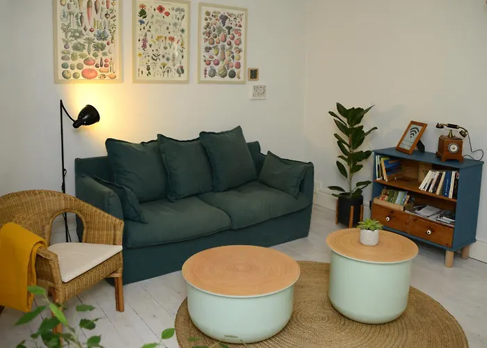 Le Pied-A-Terre Du Botaniste